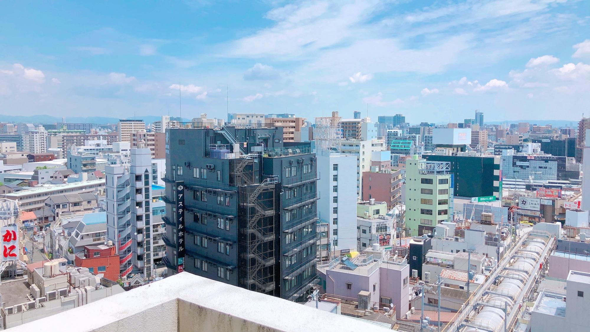 阪急十三站西口东横inn 大阪 外观 照片