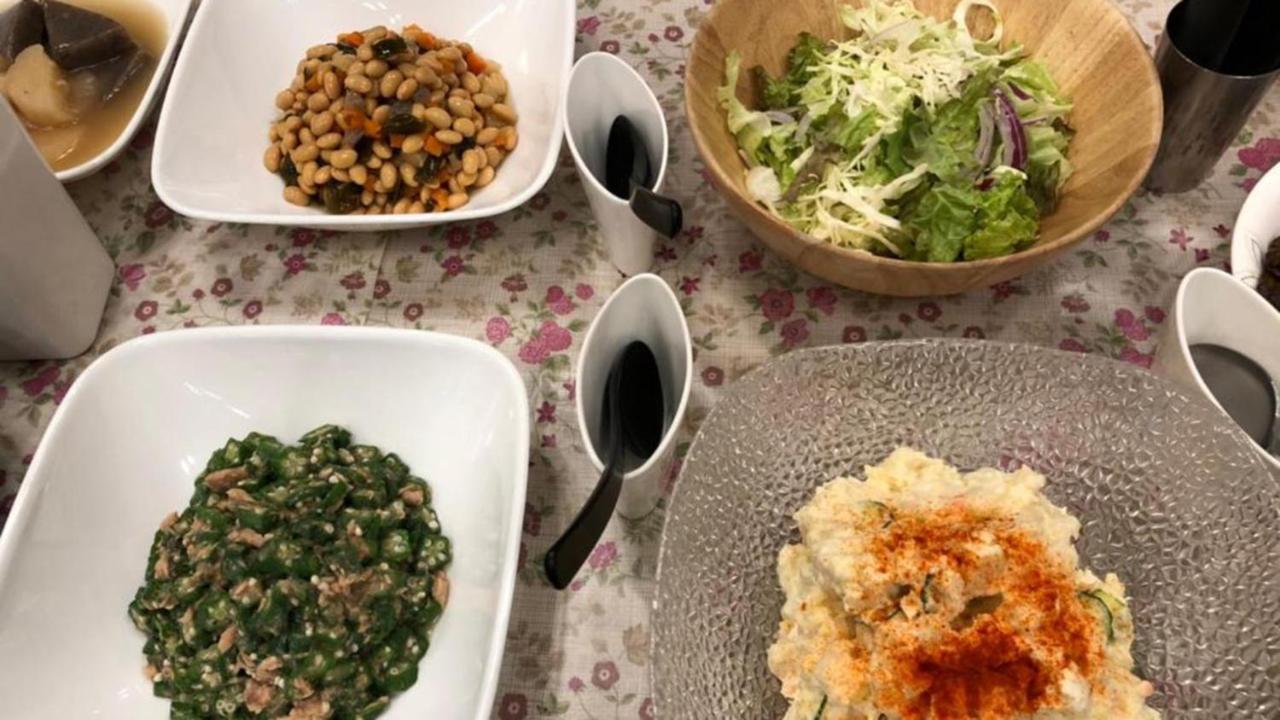 阪急十三站西口东横inn 大阪 外观 照片